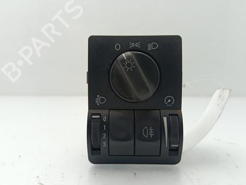 Used Headlight switch OPEL ASTRA G Hatchback (T98) [1998-2009]  31875320