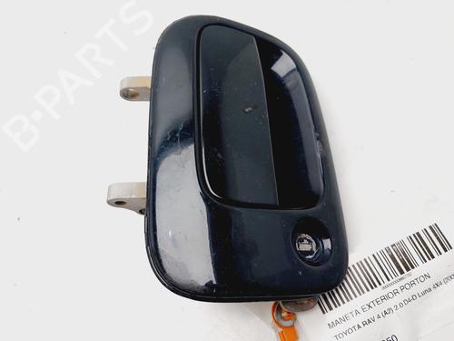 Used Tailgate handle TOYOTA RAV 4 II (_A2_) 2.0 D 4WD (CLA20_, CLA21_, CLA20R, CLA21R) (116 hp) 18842168
