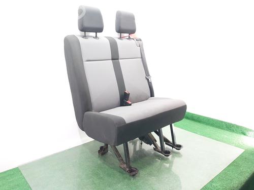 Right front seat PEUGEOT EXPERT Van (V_) 2.0 BlueHDi 120 | BP20698317C16