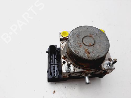 Used ABS pump RENAULT CLIO III (BR0/1, CR0/1) 1.5 dCi (BR17, CR17) (86 hp) 21186895