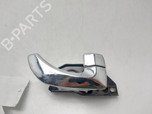 Højre bagtil invendig håndtag HYUNDAI TERRACAN (HP) 2.9 CRDi 4WD (150 hp) 32663689