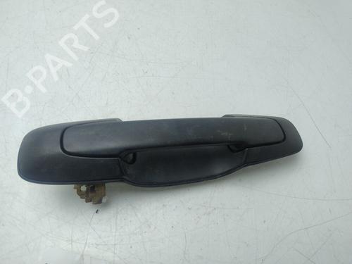 Used Rear left exterior door handle SUZUKI GRAND VITARA I (FT, HT) 2.0 HDI 110 16V 4x4 (SQ420D, TD83V) (109 hp) 27649207