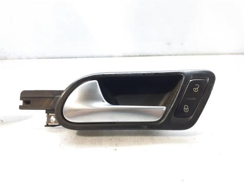 Used Front left interior door handle Front left interior door handle VW JETTA III (1K2) 1.9 TDI (105 hp) 8319436 8319436