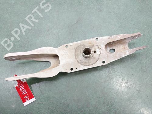 Right rear suspension arm MERCEDES-BENZ GLA-CLASS (X156) GLA 200 CDI / d (156.908) | BP20159696M15 