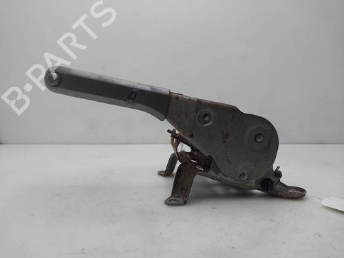 hand-brake-renault-megane-ii-saloon-lm01_-2003-40082270 main image
