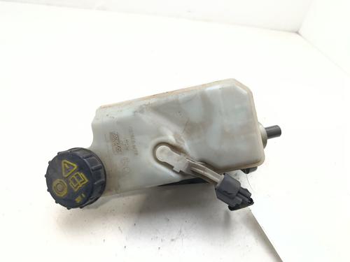 brake-master-cylinder-volvo-s40-ii-544-2003-2004-2005-2006-2007-2008-2009-2010-2011-2012-36024531 main image