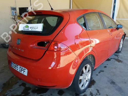 Rudehejsemotor bagstkærm højre SEAT LEON (1P1) 1.9 TDI | BP2884030E22 