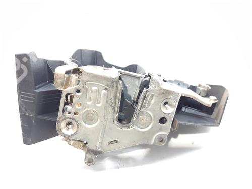 Used Rear left lock Rear left lock MERCEDES-BENZ C-CLASS (W202) C 180 (202.018) (122 hp) 11044035 11044035