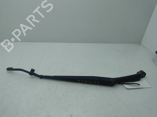 Used Front windshield wiper arm SSANGYONG RODIUS I [2005-2025]  26652737
