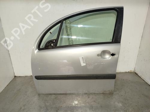 Portier links voor CITROËN C3 I (FC_, FN_) 1.4 HDi (68 hp) 32016434