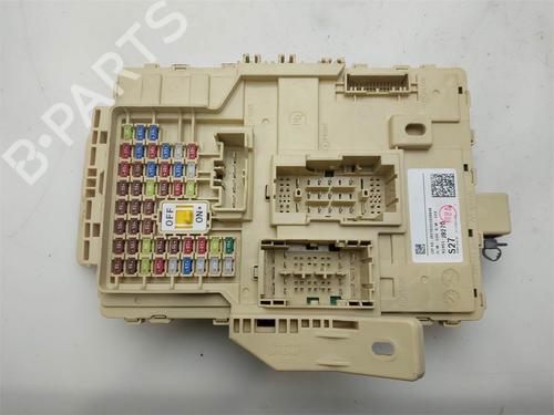 Used Fuse box Fuse box 38317927 38317927