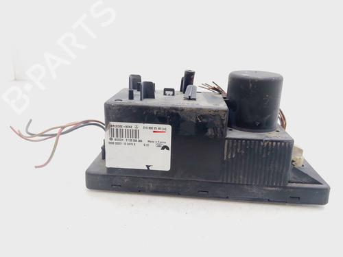 Comfort control module MERCEDES-BENZ E-CLASS (W210) E 290 Turbo-D (210.017) | BP30178553M56