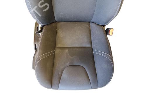 Right front seat VOLVO V40 Hatchback (525) | BP31586736C16