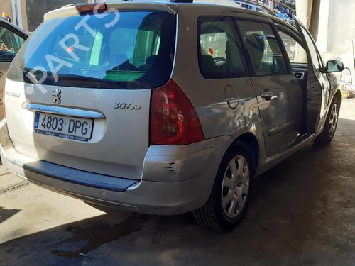 Right front window switch PEUGEOT 307 Break (3E) 1.6 HDi 110 | BP12404757I26 