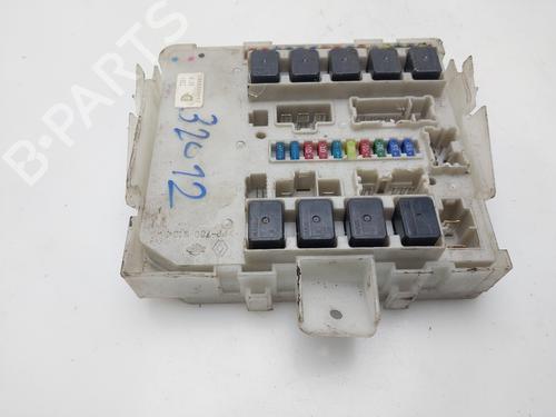 Used Fuse box NISSAN NAVARA NP300 (D40) 2.5 dCi 4WD (171 hp) 18031360