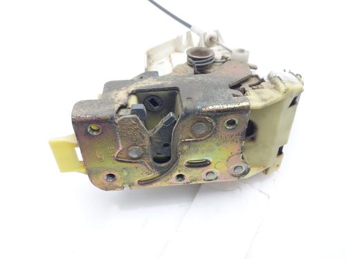 Rear left lock FORD FOCUS I Saloon (DFW) 1.8 Turbo DI / TDDi | BP16117563C100 