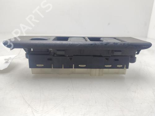Right front window switch NISSAN NAVARA NP300 (D40) 2.5 dCi 4WD | BP31978993I26