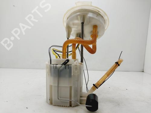 Used Fuel pump BMW 1 (F20) 116 d (116 hp) 27467133