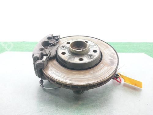 Used Left front steering knuckle RENAULT MEGANE III Grandtour (KZ0/1) [2008-2016]  18253706