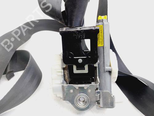 Front right seatbelt FORD FIESTA VI (CB1, CCN) 1.6 TDCi | BP26329731I25 