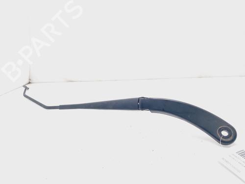 Used Front windshield wiper arm RENAULT MEGANE II Saloon (LM0/1_) [2003-2025]  19642043