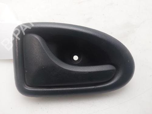 Used Rear left interior door handle Rear left interior door handle RENAULT MEGANE I Classic (LA0/1_) 1.6 e (LA0F, LA0S) (90 hp) 33604807 33604807