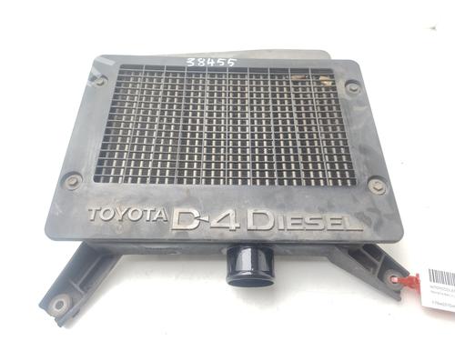 Intercooler TOYOTA RAV 4 II (_A2_) [2000-2005]  31320190