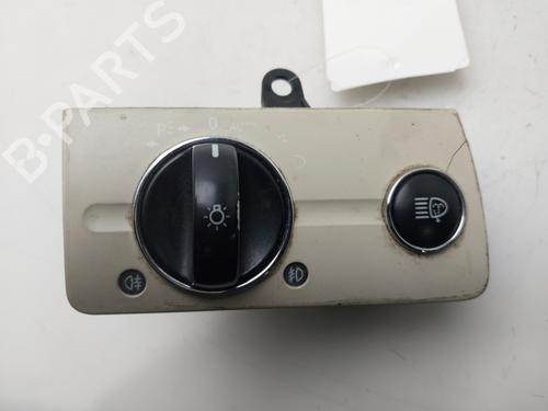 Commande de phare Commande de phare MERCEDES-BENZ E-CLASS (W211) E 320 CDI (211.026) (204 hp) 35943728 35943728