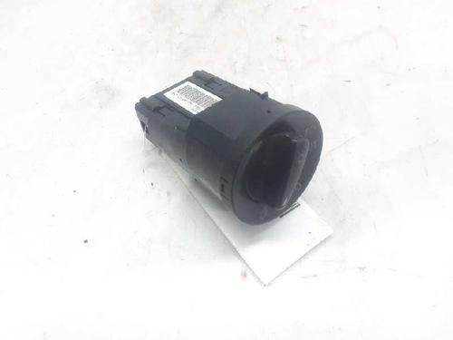 Used Headlight switch SKODA FABIA II (542) [2006-2014]  6098973