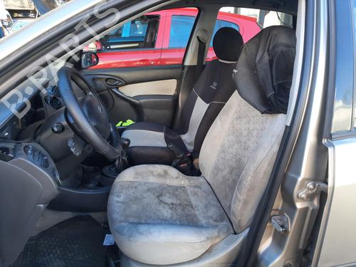 Left front window switch FORD FOCUS I Saloon (DFW) 1.6 16V | BP20126456I27 