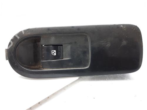 Used Right front window switch RENAULT SCÉNIC II (JM0/1_) 1.5 dCi (JM02, JM13) (101 hp) 12402424