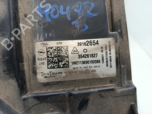 Right headlight OPEL CORSA F (P2JO) | BP32015614C29