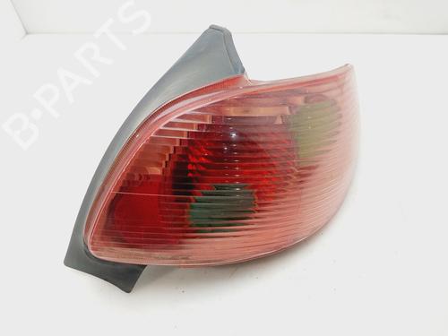 Højre baglygte PEUGEOT 206 Hatchback (2A/C) [1998-2012]  32666492