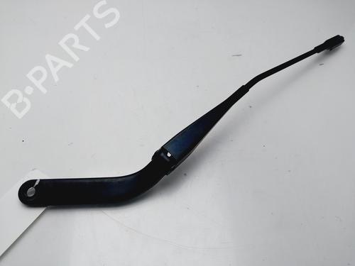Used Front windshield wiper arm BMW 1 (E87) 118 d (143 hp) 31968291