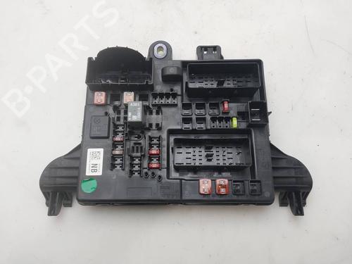 Used Fuse box Fuse box OPEL INSIGNIA A Country Tourer (G09) 2.0 CDTi (47) (131 hp) 39616122 39616122