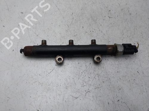 Used Injection rail LAND ROVER DISCOVERY III (L319) [2004-2009]  31070237