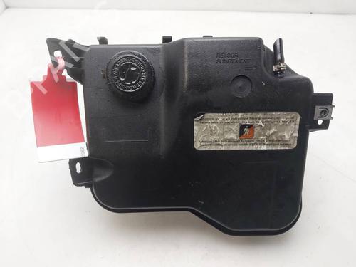 Used Power steering reservoir Power steering reservoir 39516940 39516940