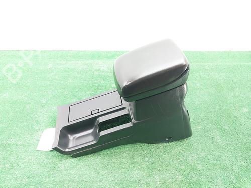 Armrest / Center console SUZUKI GRAND VITARA II (JT, TE, TD) 1.9 DDiS (JB419WD, JB419XD) | BP19119651I20 