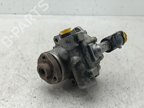 Used Steering pump VW GOLF IV (1J1) [1997-2008]  30579835