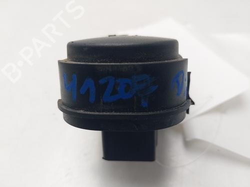 Left front window switch FORD FOCUS I (DAW, DBW) 1.8 Turbo DI / TDDi | BP33620081I27 - Image 2