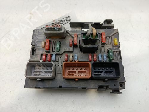 Used Fuse box PEUGEOT 207 (WA_, WC_) [2006-2015]  31373442