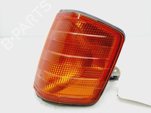 Used Left front indicator MERCEDES-BENZ 190 (W201) E 2.3 (201.028) (136 hp) 30093340