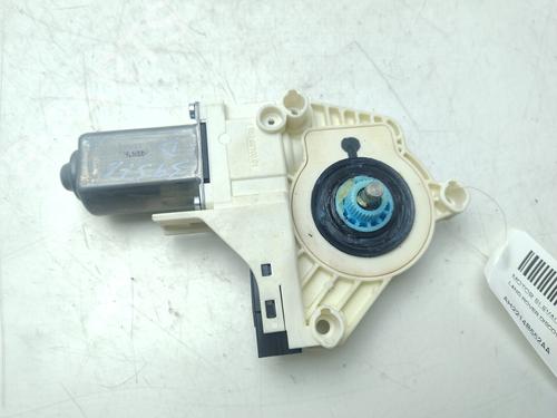 Used Right front window motor LAND ROVER DISCOVERY IV (L319) [2009-2018]  30853835