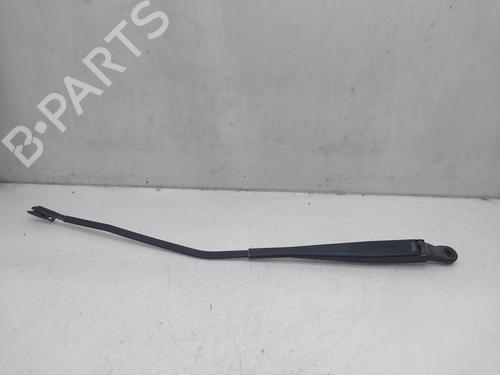 Used Rear windshield wiper arm RENAULT SAFRANE II (B54_) 2.0 16V (B54L) (136 hp) 17910951