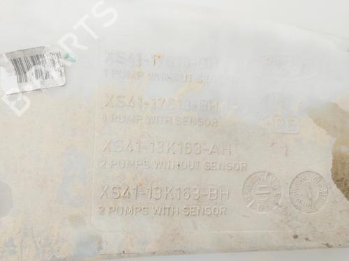 Windscreen washer tank FORD FOCUS I (DAW, DBW) 1.6 16V | BP30160233C113