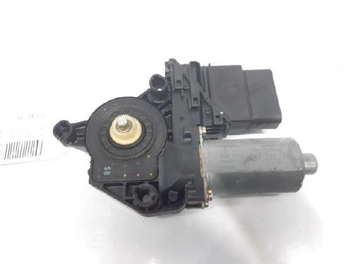 Used Right rear window motor VW GOLF IV (1J1) 1.4 16V (75 hp) 5812855