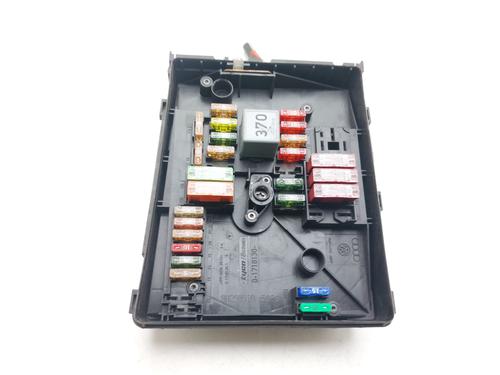 Used Fuse box Fuse box 37153124 37153124