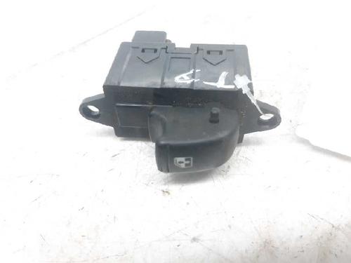 Used Right rear window switch DAEWOO NUBIRA (J100) 1.6 (103 hp) 12398825