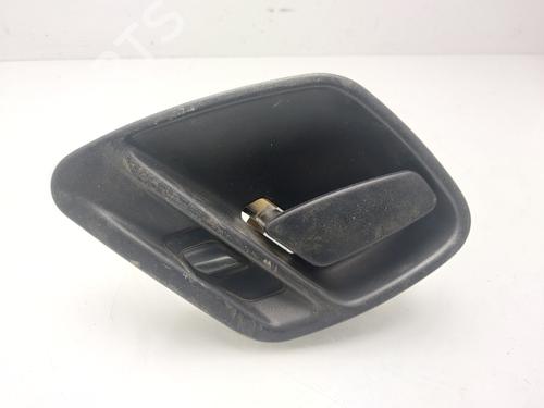 Poignée intérieure arrière gauche JEEP GRAND CHEROKEE II (WJ, WG) 2.7 CRD 4x4 (163 hp) 32071467