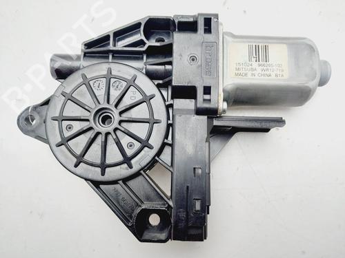 Used Right rear window motor VOLVO V60 I (155) D3 (150 hp) 23156965